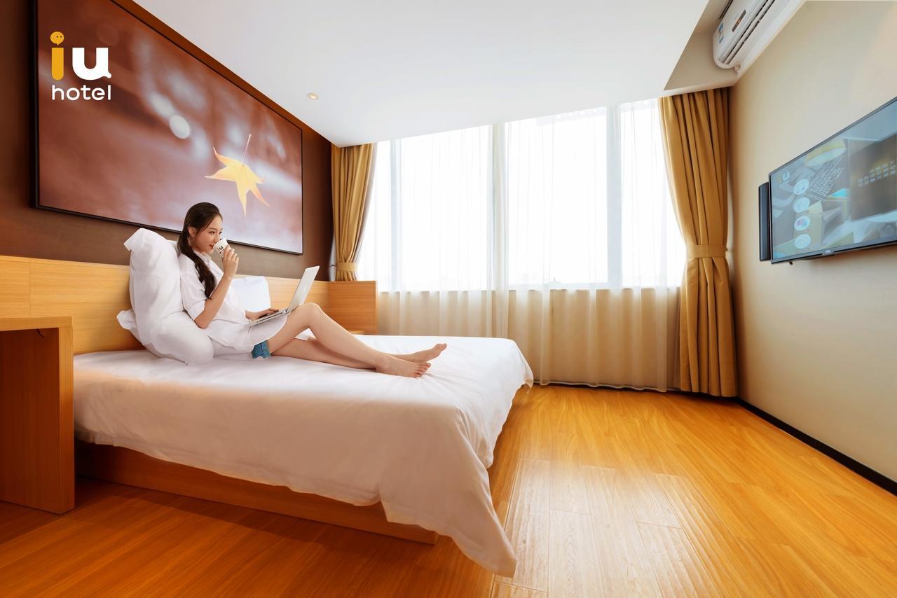IU Hotel Guiyang Shibei Road Exterior foto
